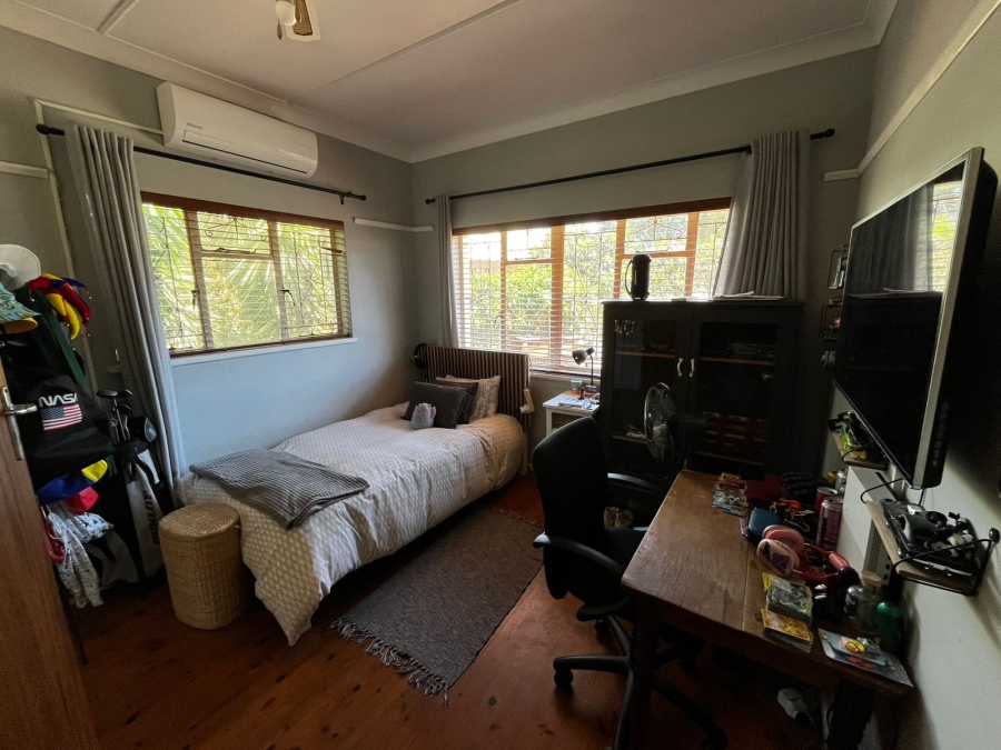 4 Bedroom Property for Sale in Rouxpark Western Cape